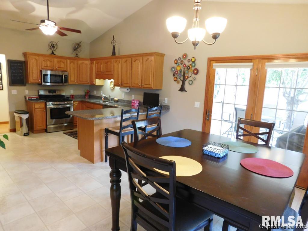6805 Ninebark Drive Springfield, IL 62712 - Photo 18 of 33 Gallery Image 18