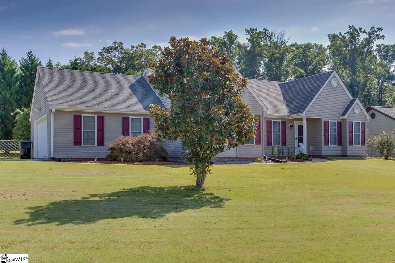 100 Talon Court Anderson, SC 29621 - Photo 3 of 36