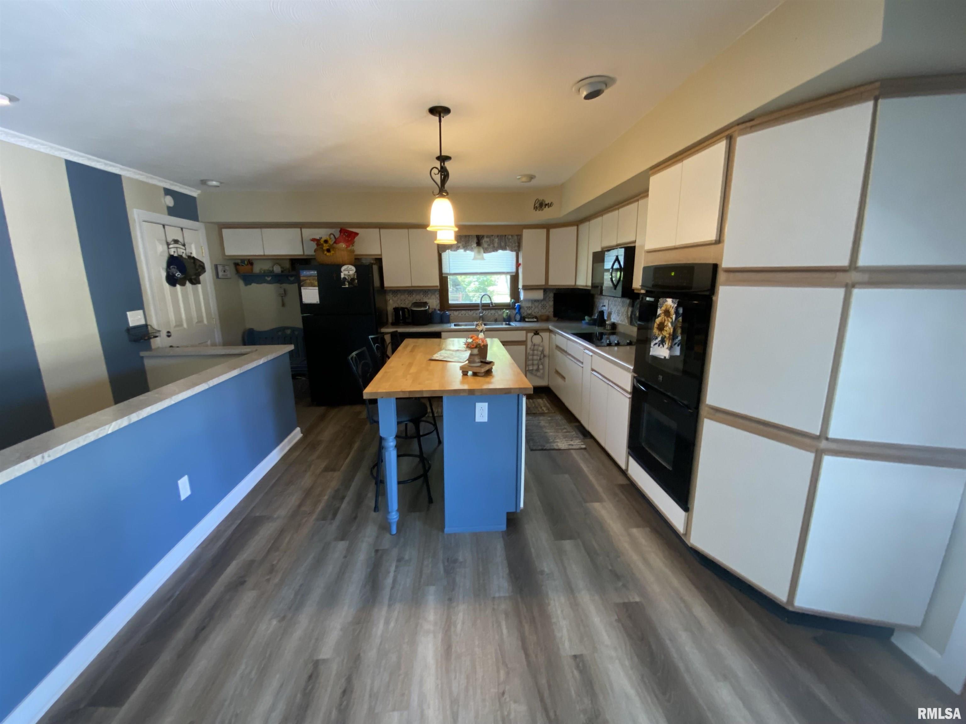 206 Golf Lane Centralia, IL 62801 - Photo 5 of 21