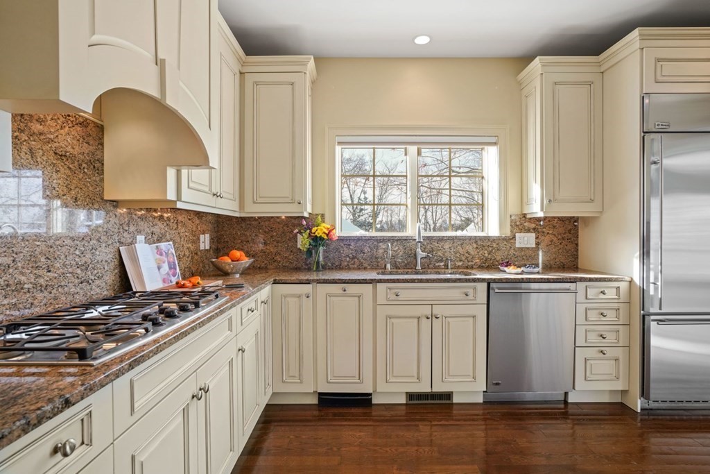 42 Summit Road, Unit 12 Belmont, MA 02478 - Photo 1 of 24 Gallery Image 1
