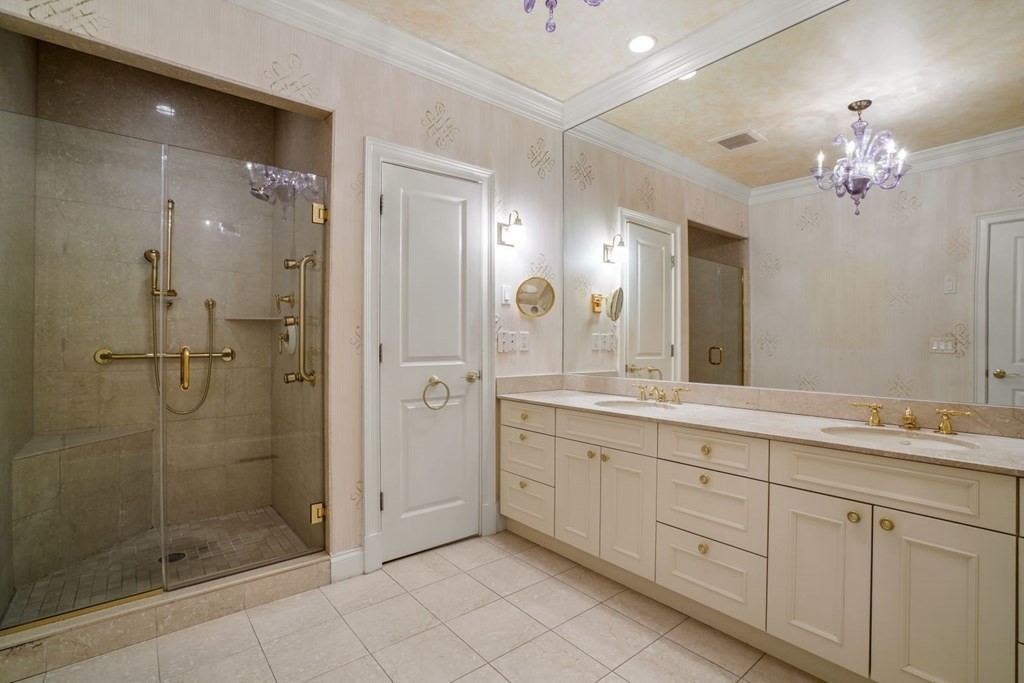 42 Summit Road, Unit 12 Belmont, MA 02478 - Photo 13 of 24 Gallery Image 13