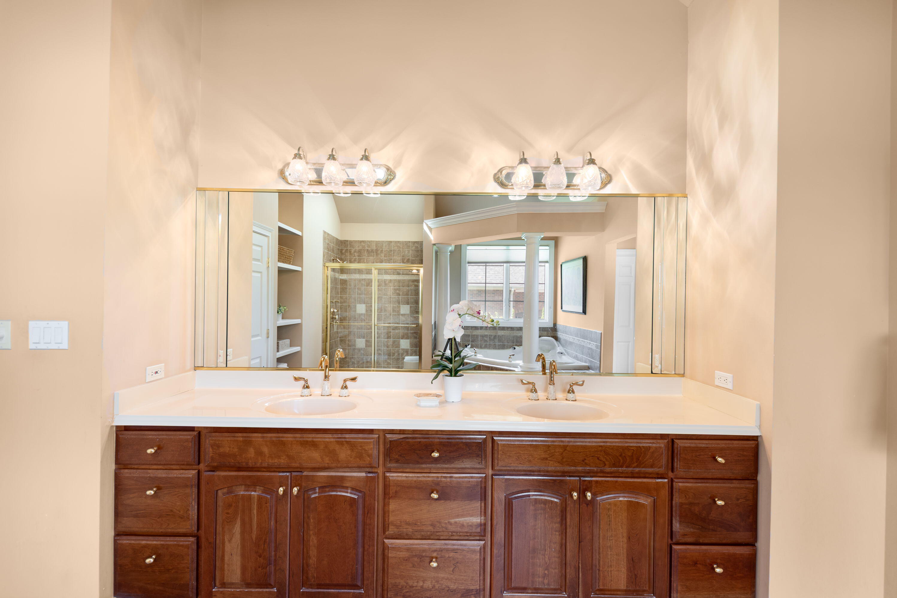9771 Rambling Rose Lane St. John, IN 46373 - Photo 17 of 33 2996x2000