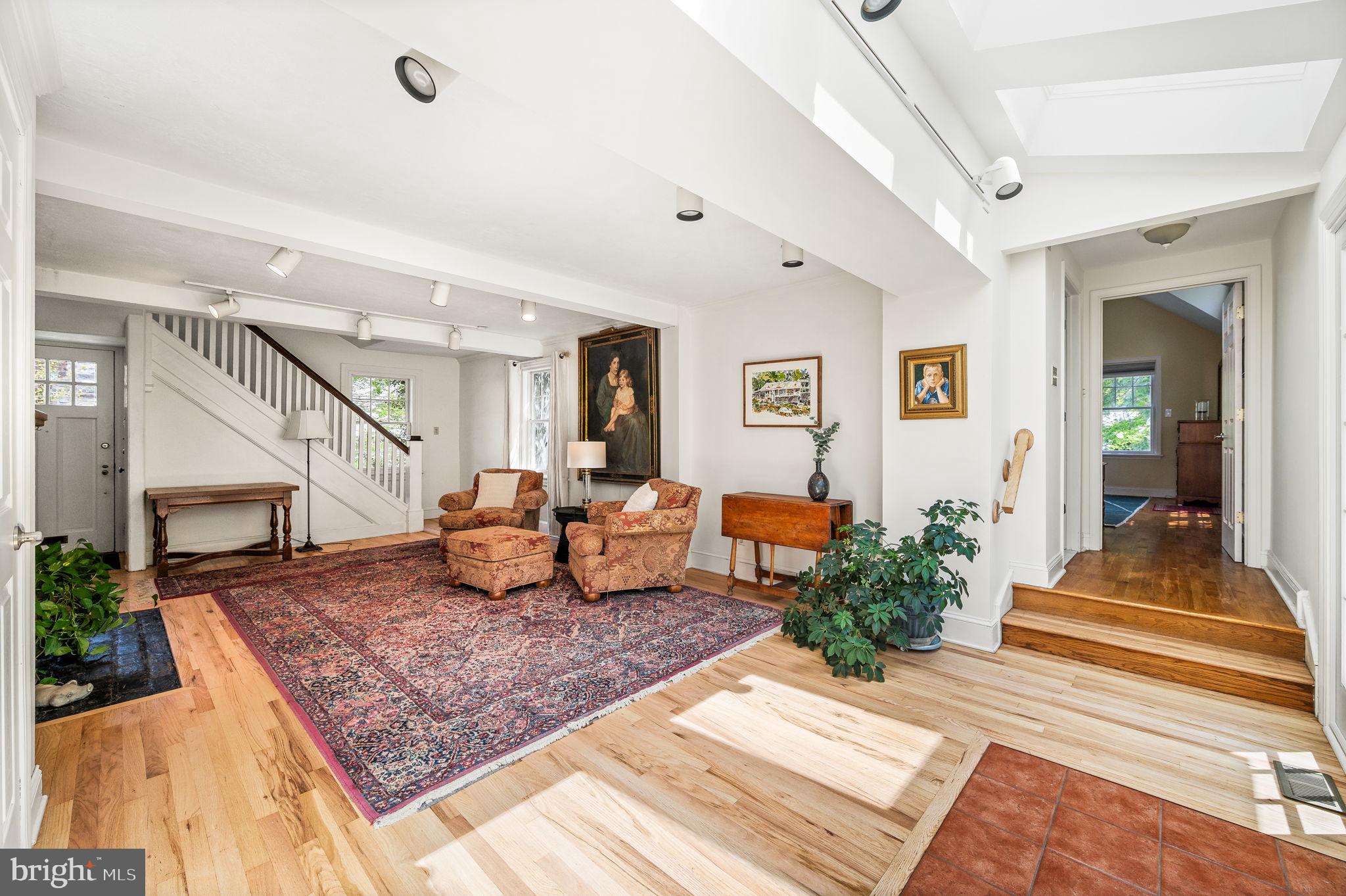 320 Riverview Road Swarthmore, PA 19081 - Photo 16 of 38 a living room with furniture and a rug
