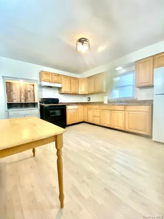 $3,200 | 15 Forge Hill Road, New Windsor, NY 12553