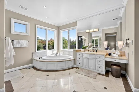 $8,388,000 | 20063 Spaich Court, Saratoga, CA 95070