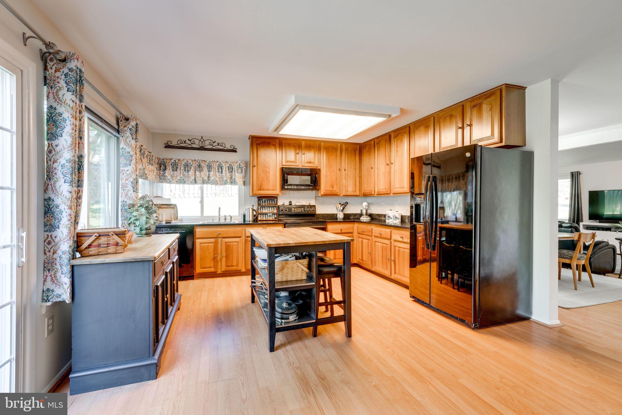 7817 Mulberry Bottom Lane Springfield, VA 22153 - Photo 11 of 55