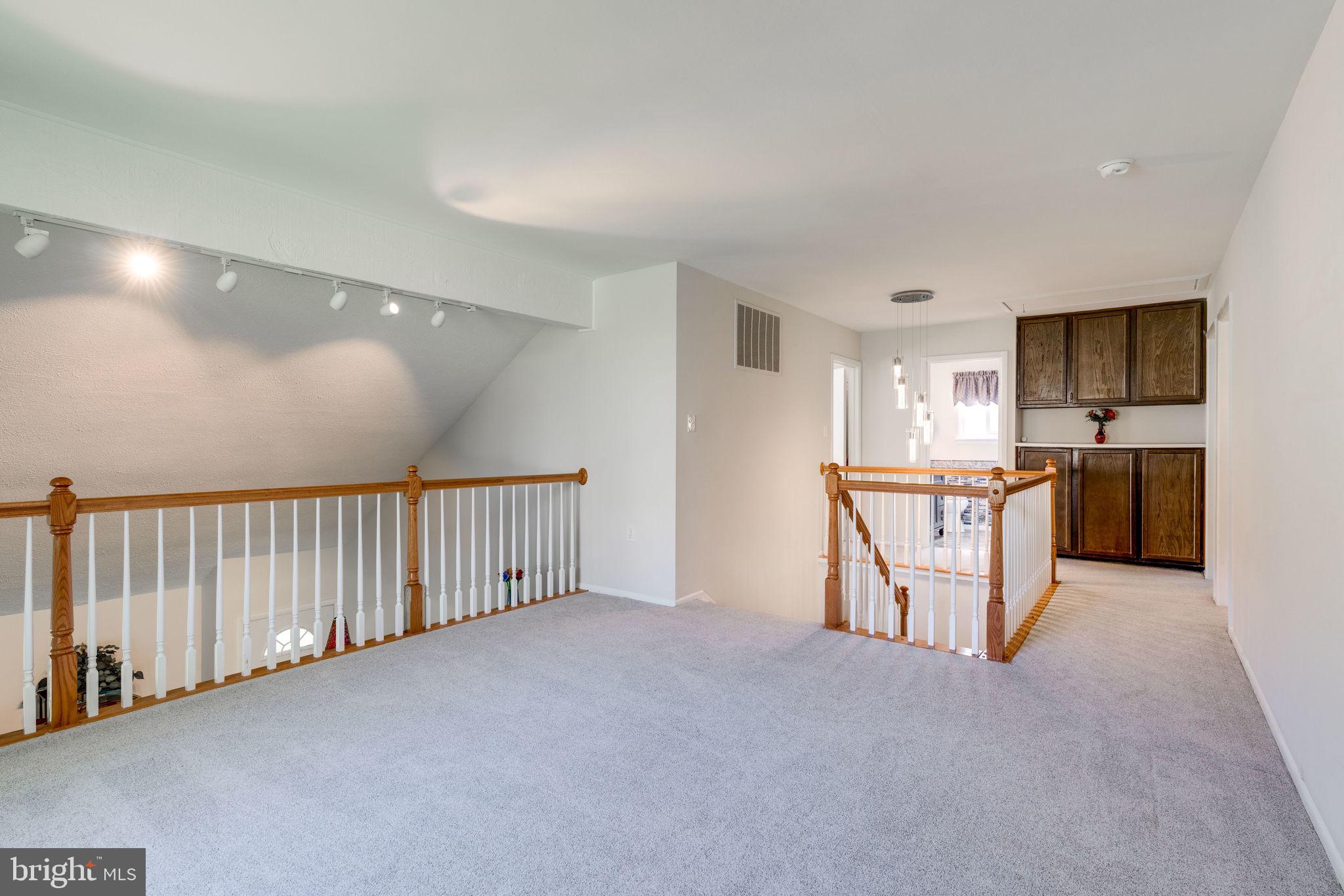 7817 Mulberry Bottom Lane Springfield, VA 22153 - Photo 24 of 55