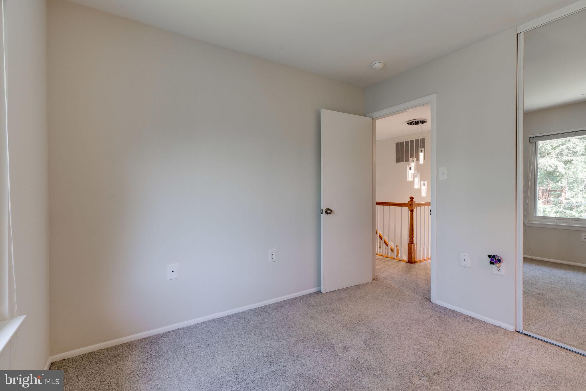 7817 Mulberry Bottom Lane Springfield, VA 22153 - Photo 32 of 55
