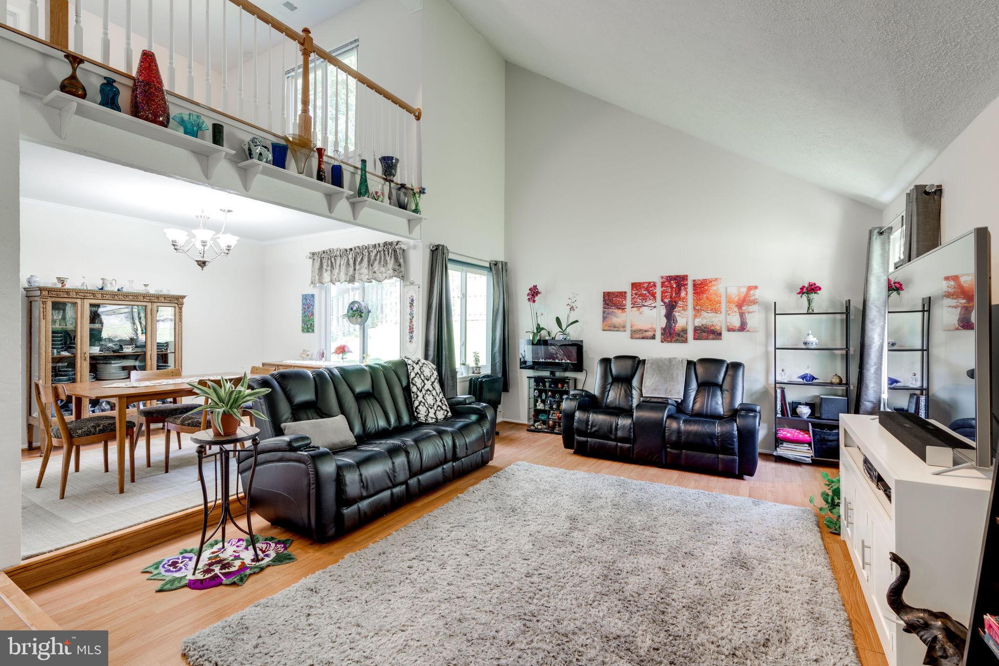 7817 Mulberry Bottom Lane Springfield, VA 22153 - Photo 6 of 55
