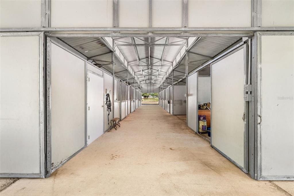 25723 Bareva Road Weeki Wachee, FL 34614 - Photo 9 of 55 a view of a garage