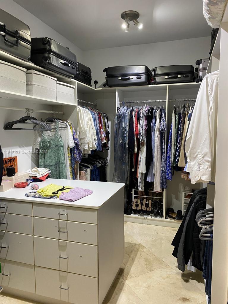 Key Biscayne Key Biscayne, FL 33149 - Photo 17 of 17