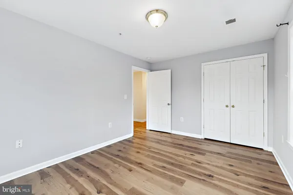 $3,100 | 11328 Westbrook Mill Lane, Unit 304, Fairfax, VA 22030
