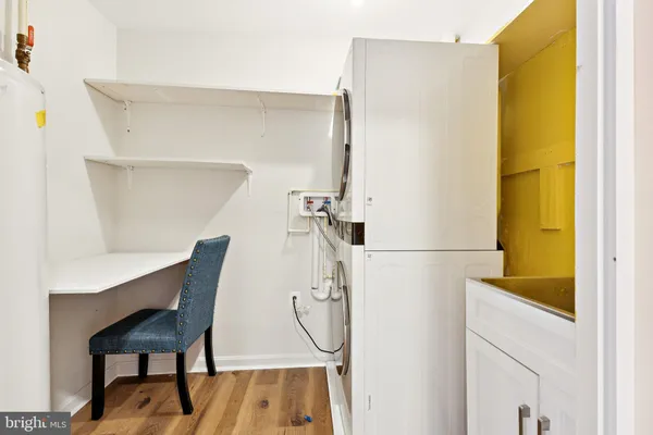 $3,100 | 11328 Westbrook Mill Lane, Unit 304, Fairfax, VA 22030