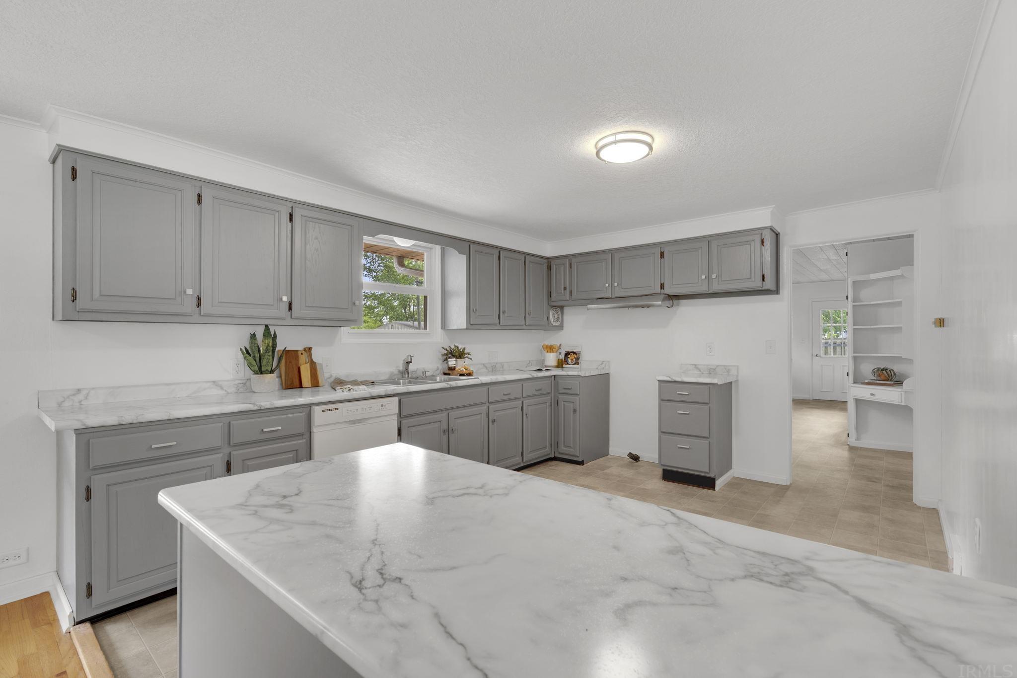 543 Flaxmill Road Huntington, IN 46750 - Photo 11 of 29 Gallery Image 11