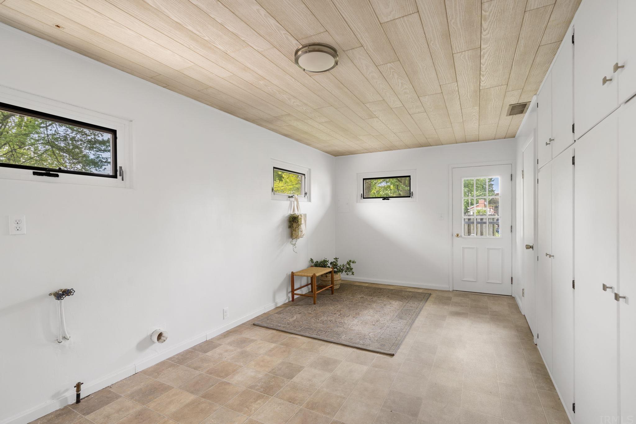 543 Flaxmill Road Huntington, IN 46750 - Photo 14 of 29 Gallery Image 14
