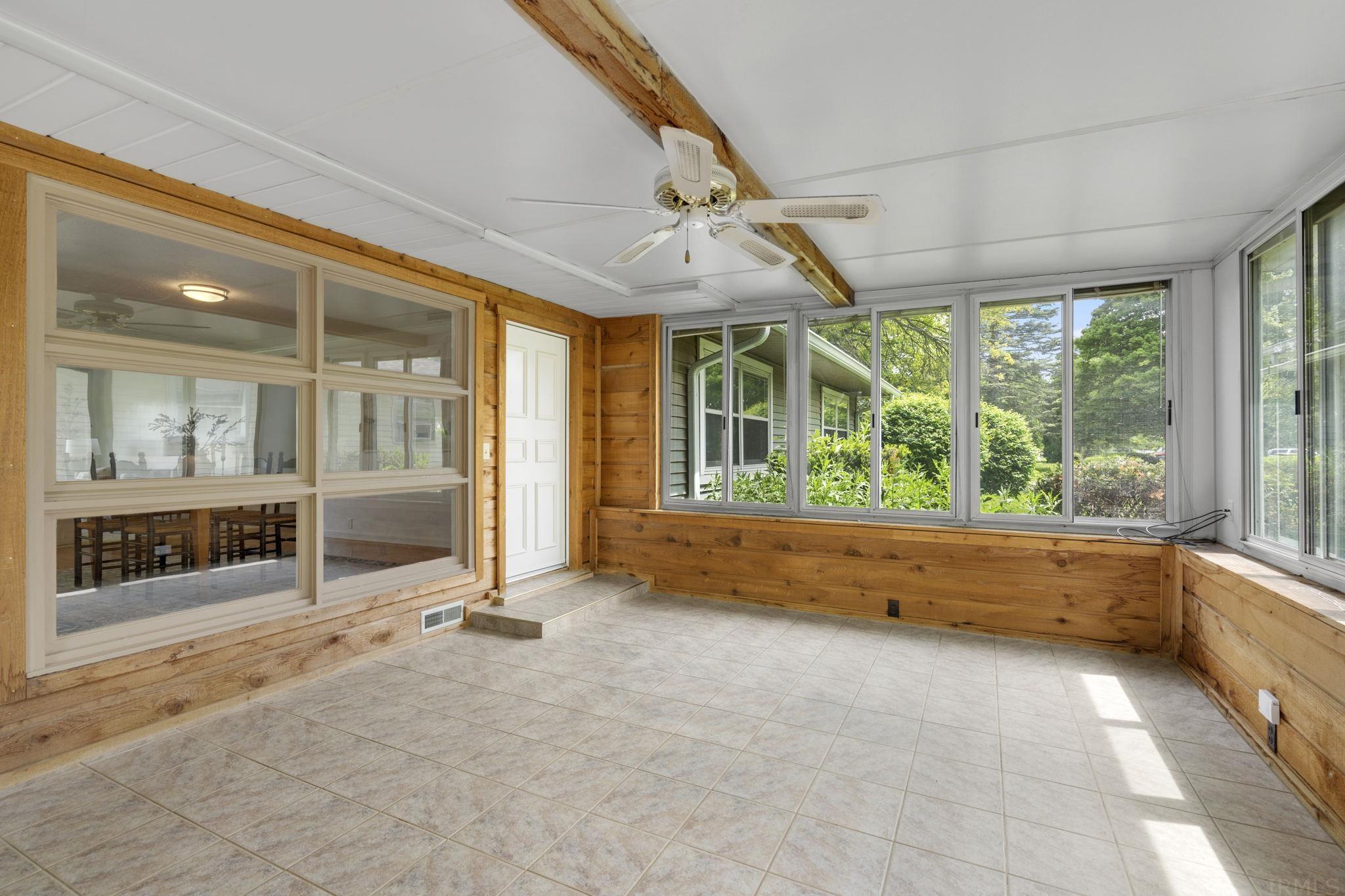 543 Flaxmill Road Huntington, IN 46750 - Photo 18 of 29 Gallery Image 18