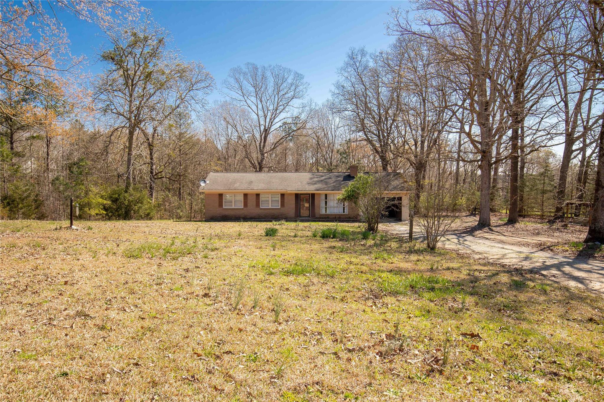 2719 J B Denton Road Lancaster, SC 29720 - Photo 2 of 24 Gallery Image 2