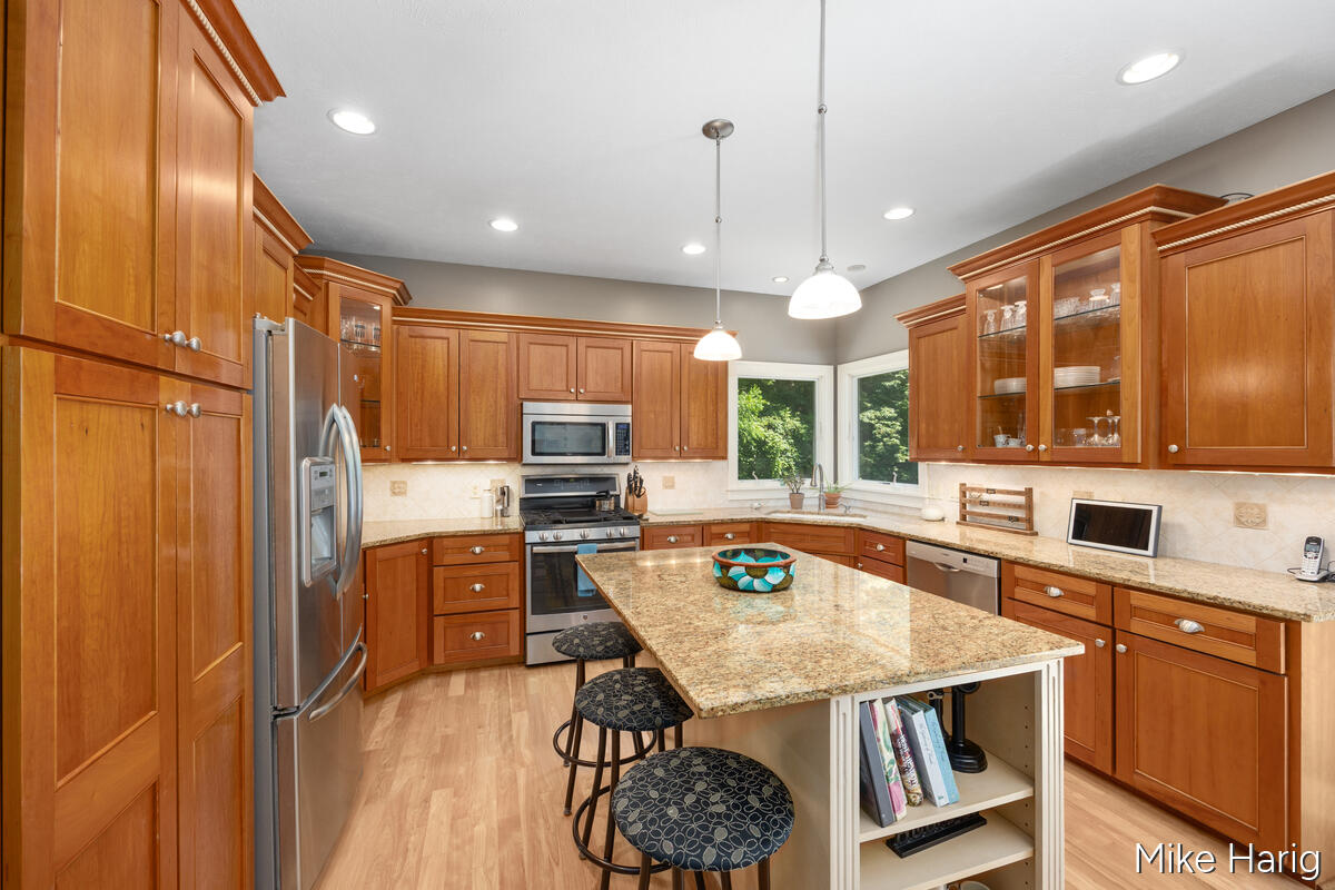 3012 Hunters Drive Jenison, MI 49428 - Photo 4 of 49 3012-Hunters_021