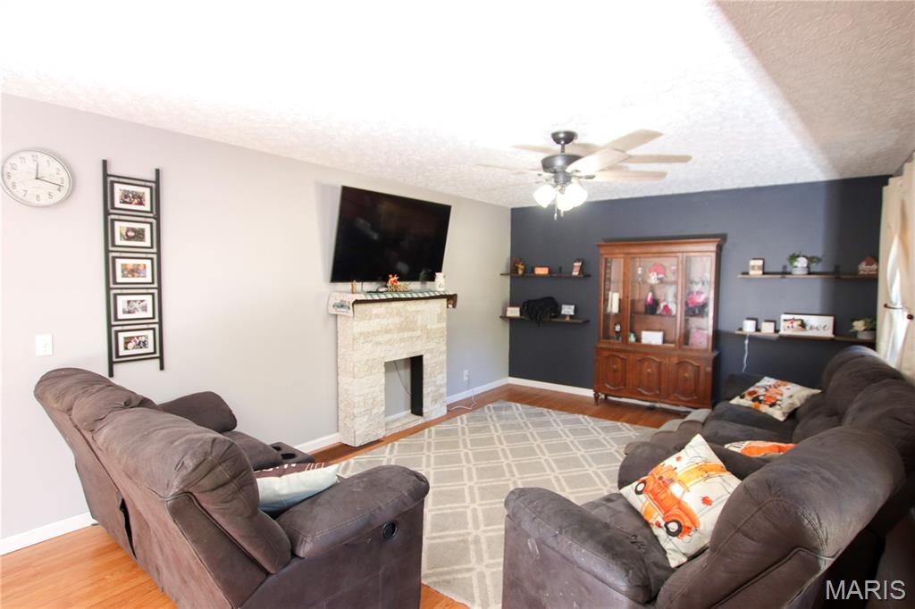 5294 Farrell Road Gerald, MO 63037 - Photo 6 of 41