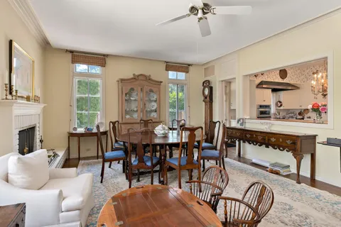 $10,495,000 | 399 Selby Lane, Atherton, CA 94027
