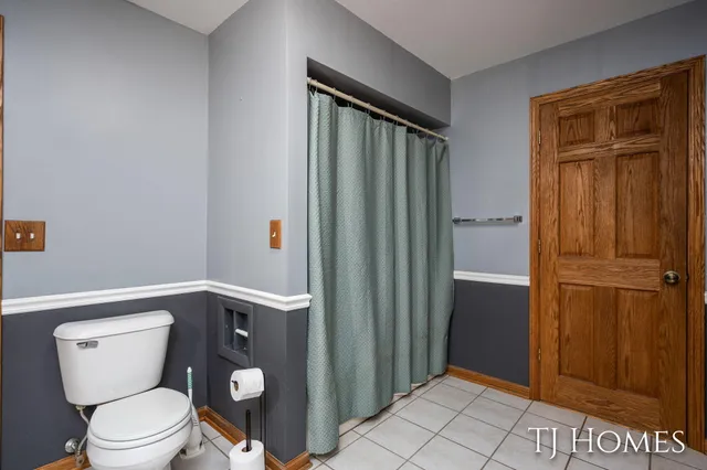 $244,900 | 219 Alpine Street, Wayland, MI 49348