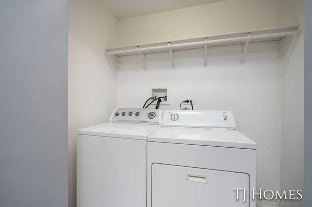 $244,900 | 219 Alpine Street, Wayland, MI 49348