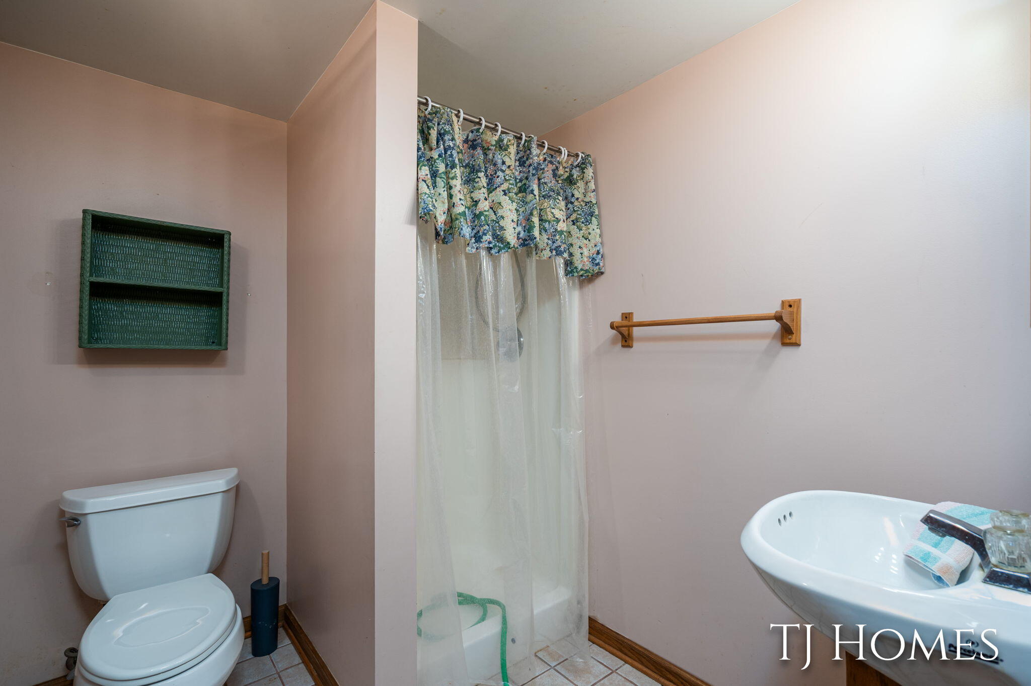 219 Alpine Street Wayland, MI 49348 - Photo 22 of 30 26-web-or-mls-219 Alpine St-26