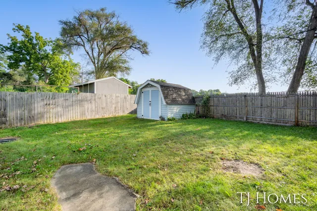 $244,900 | 219 Alpine Street, Wayland, MI 49348