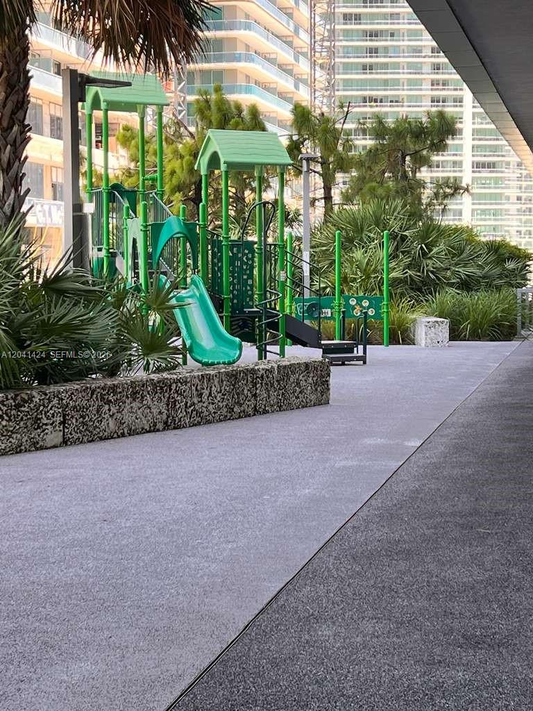 88 Southwest 7th Street, Unit 3309 Miami, FL 33130 - Photo 42 of 50