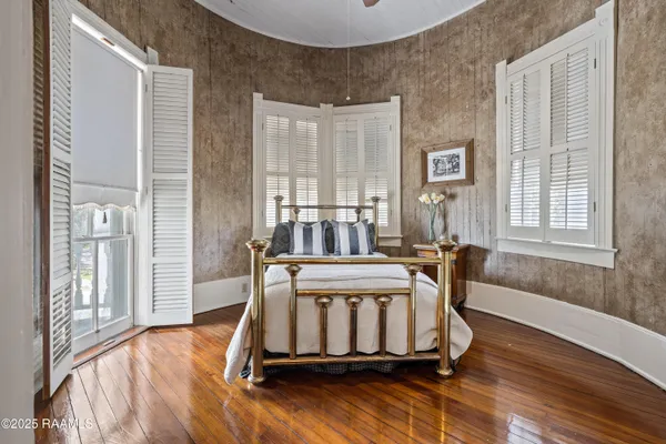 $1,200,000 | 623 East Main Street, New Iberia, LA 70560