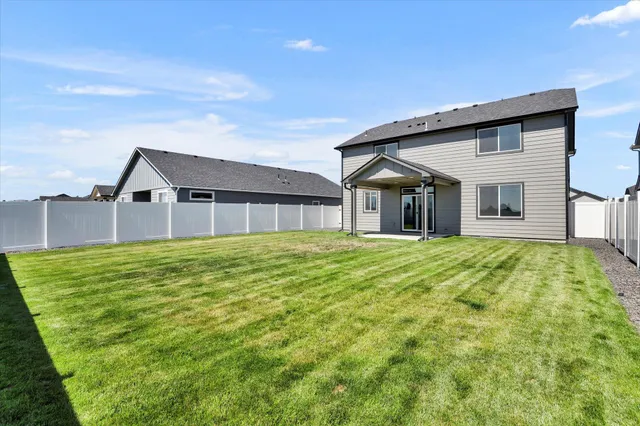$465,000 | 2012 East C Street, Deer Park, WA 99006