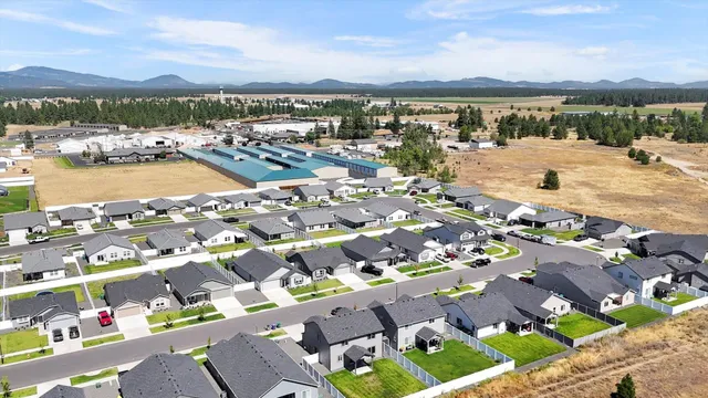 $465,000 | 2012 East C Street, Deer Park, WA 99006