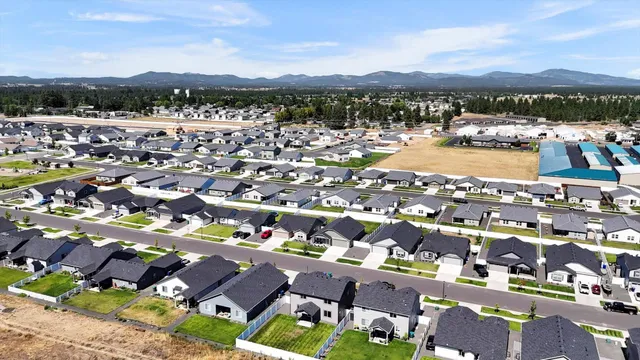 $465,000 | 2012 East C Street, Deer Park, WA 99006