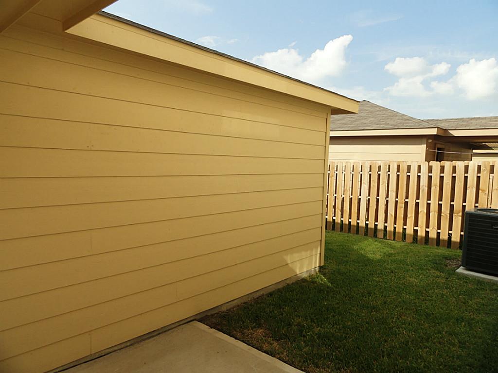 7326 Granite Terrace Lane Houston, TX 77083 - Photo 35 of 39