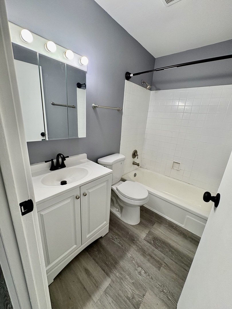 2400 Light Road, Unit 212 Oswego, IL 60543 - Photo 6 of 14