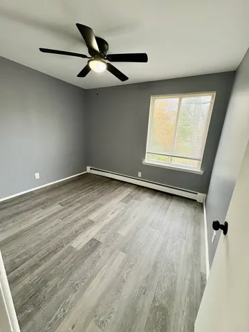 $1,850 | 2400 Light Road, Unit 212, Oswego, IL 60543