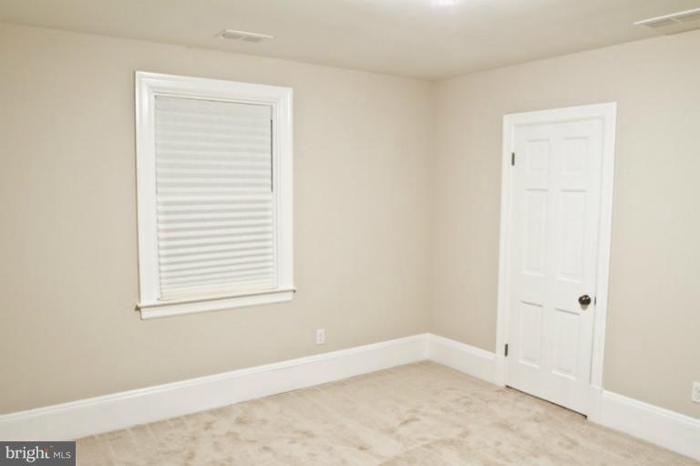 4004 Villa Nova Road Baltimore, MD 21207 - Photo 16 of 26 Bedroom