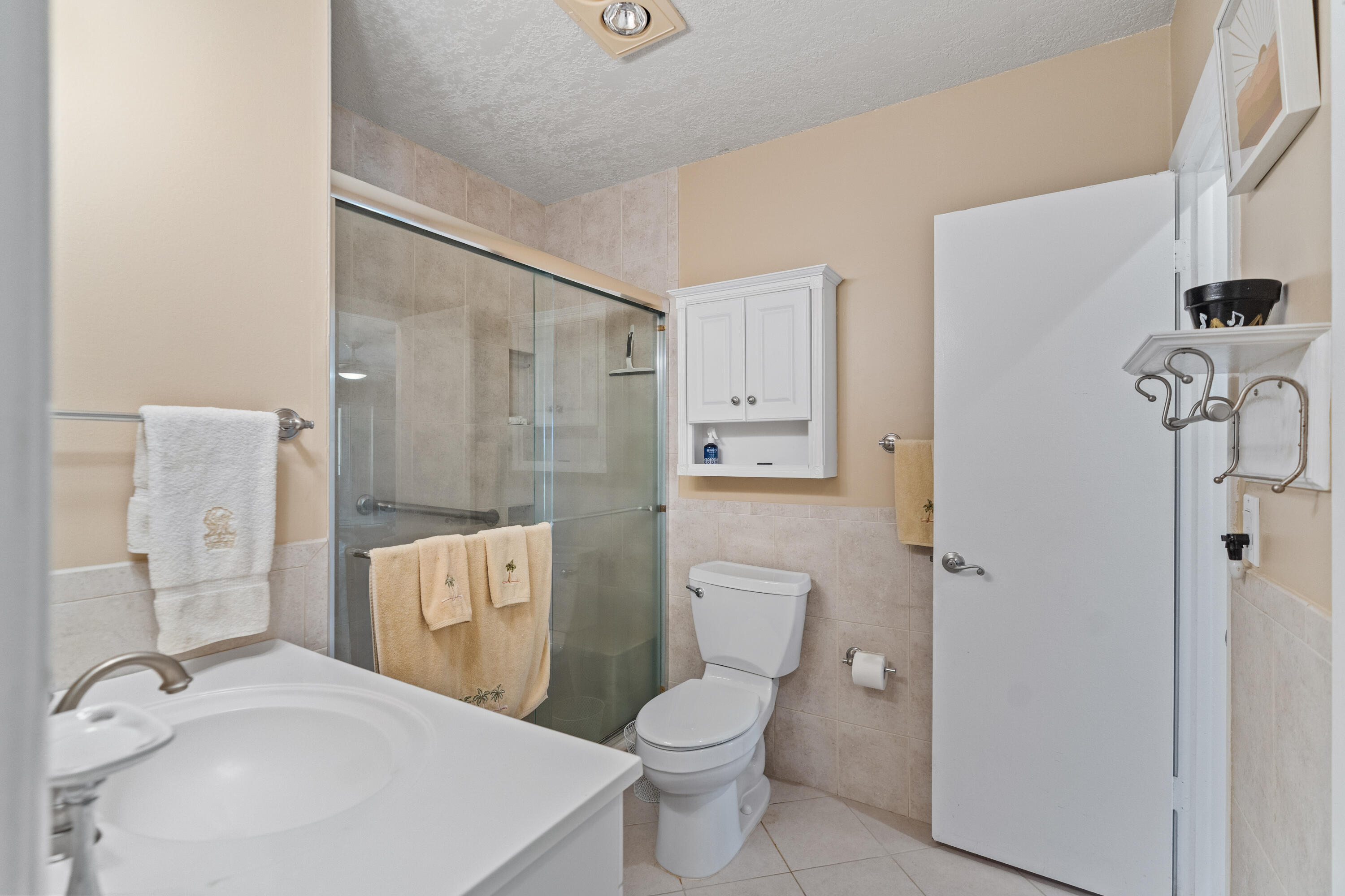 8666 Bella Vista Drive, Unit 111 Boca Raton, FL 33433 - Photo 21 of 44 DSC07824