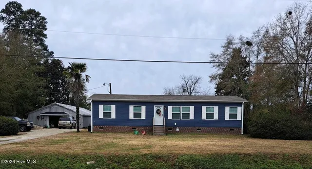 $325,000 | 9701 Penderlea Highway, Willard, NC 28478