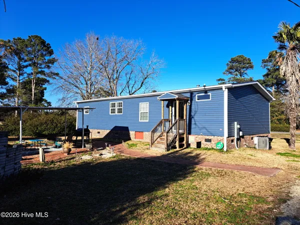 $315,000 | 9701 Penderlea Highway, Willard, NC 28478