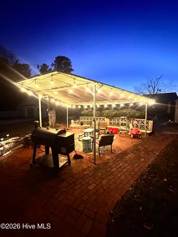 $325,000 | 9701 Penderlea Highway, Willard, NC 28478