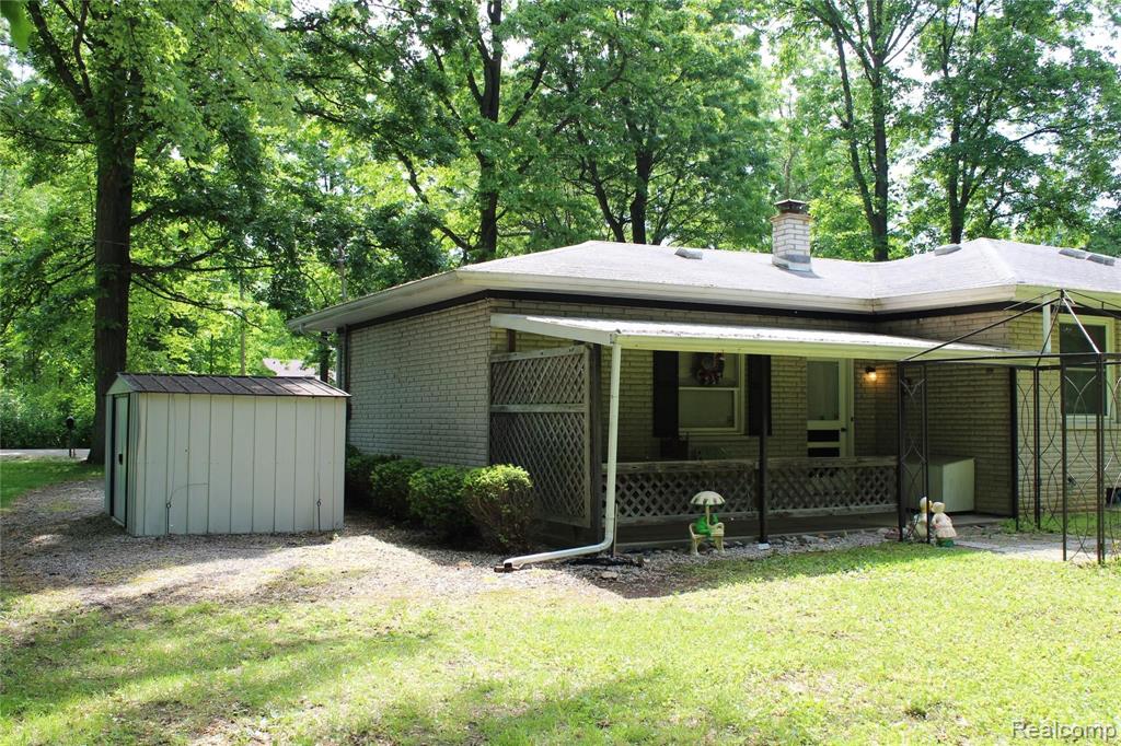 2405 Murphy Road Flint, MI 48504 - Photo 28 of 35