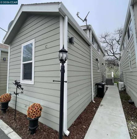 $129,900 | 16711 Marsh Creek Road, Unit C, Clayton, CA 94517