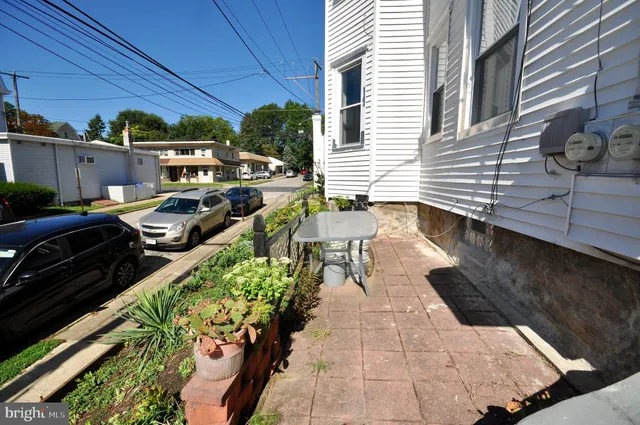 $1,750 | 223 Ryers Avenue, Cheltenham, PA 19012