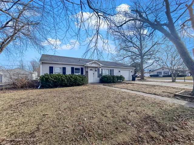 $226,000 | 1418 Cherokee Lane, Ottawa, IL 61350