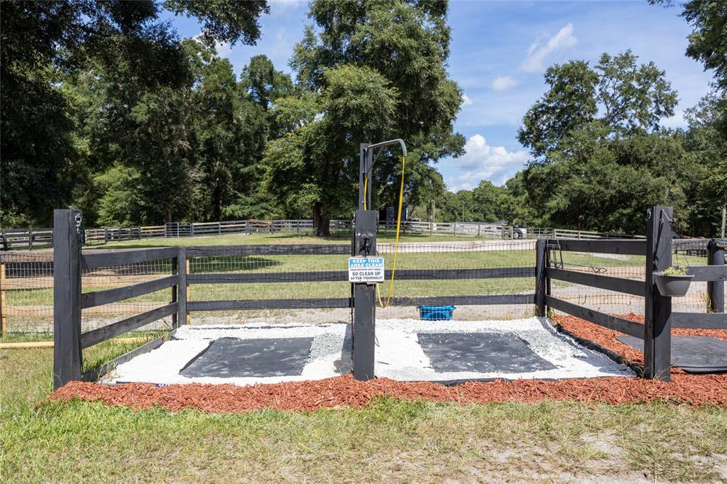 9106 Southwest 124 Street Archer, FL 32618 - Photo 16 of 57