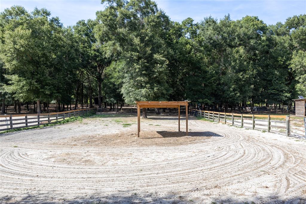 9106 Southwest 124 Street Archer, FL 32618 - Photo 35 of 57 a swimming pool with a outdoor space