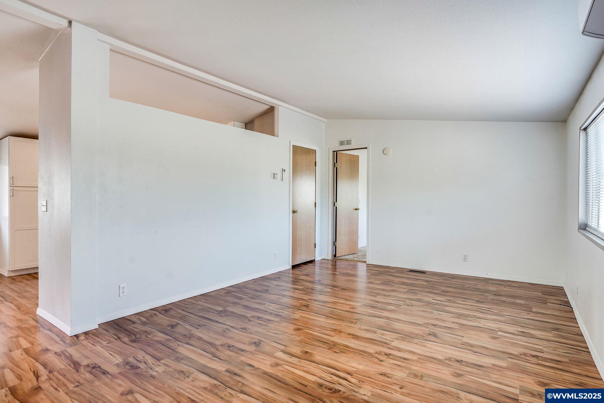 1630 Wallace Road Northwest, Unit 18 Salem, OR 97304 - Photo 7 of 37