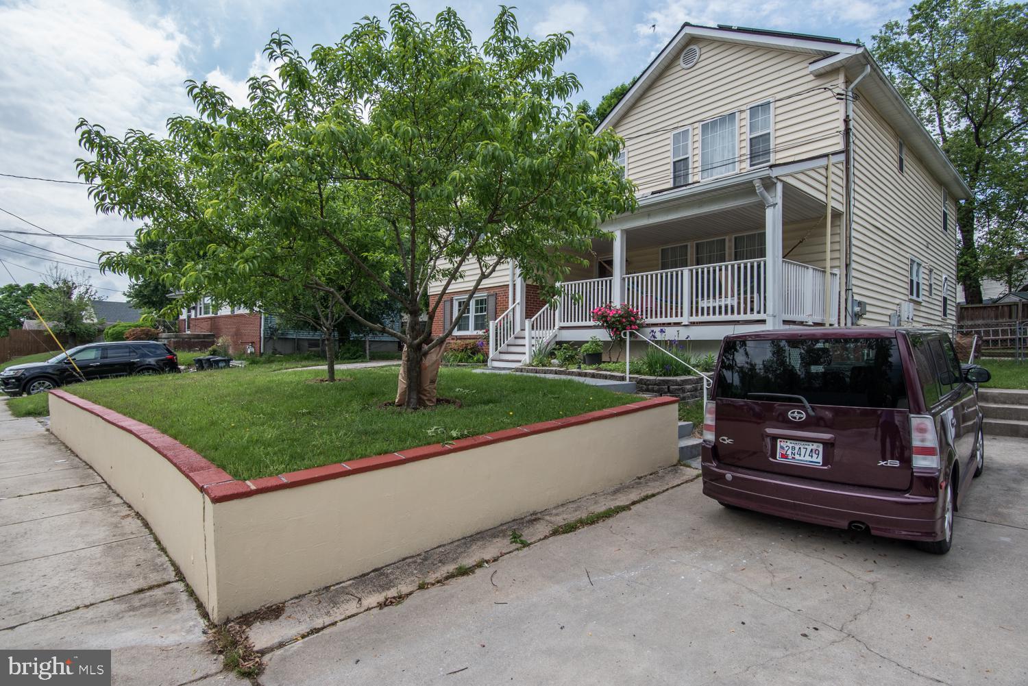 2614 Higbee Road Adelphi, MD 20783 - Photo 2 of 44 Main View With 2 Driveway