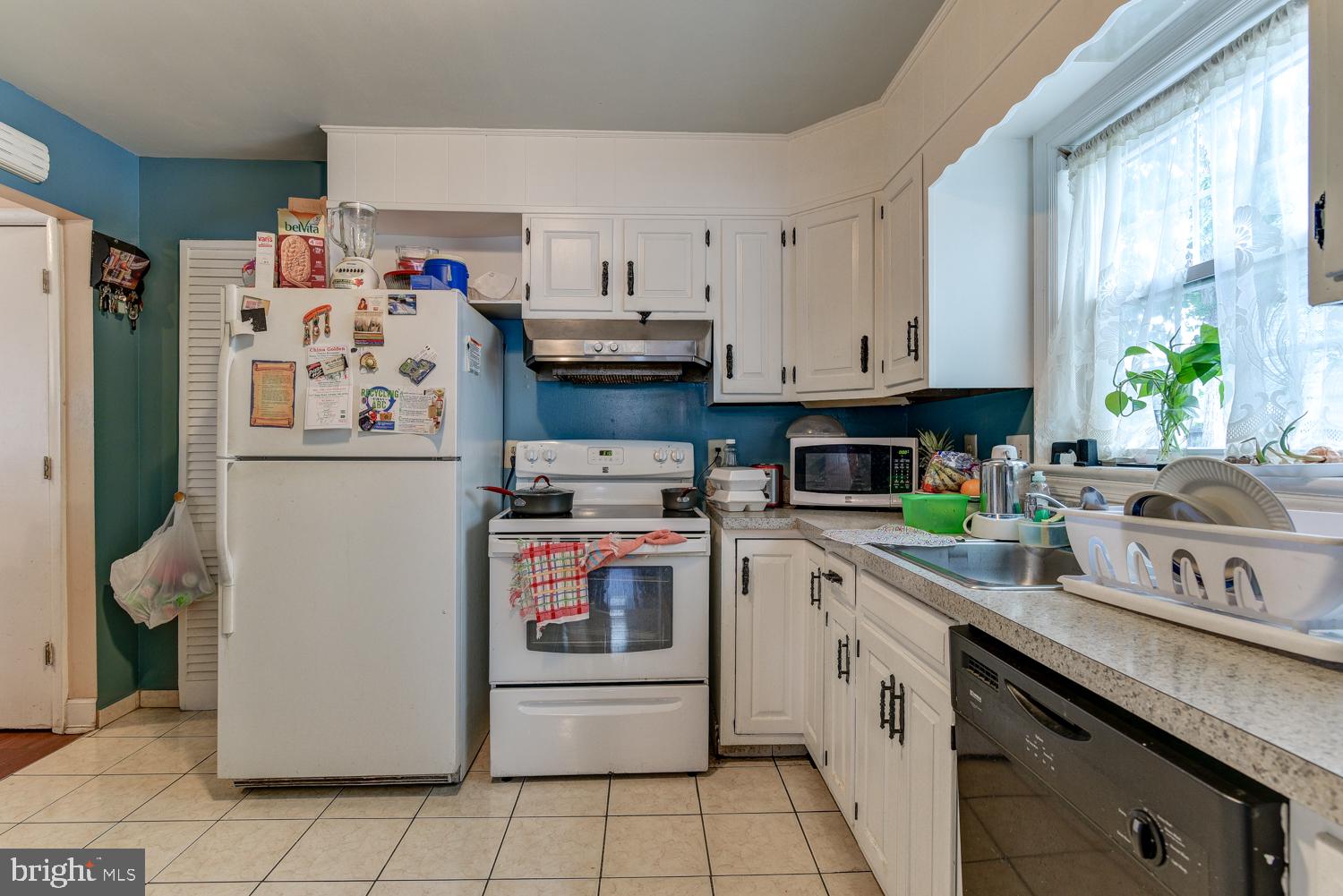 2614 Higbee Road Adelphi, MD 20783 - Photo 18 of 44 Kitchen